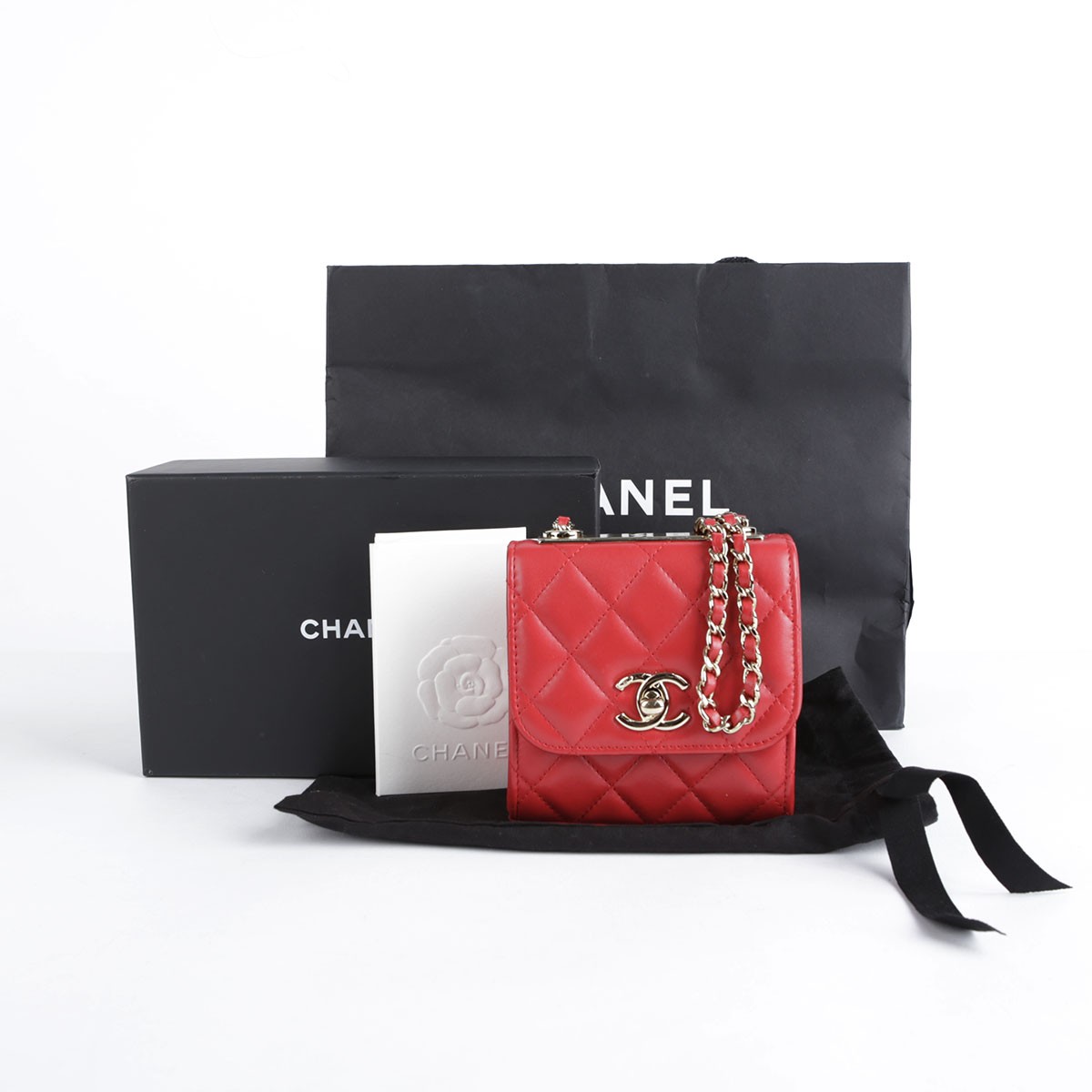CHANEL　バッグ　 レッド CHANEL シャネル ココマーク ボーイシャネル25 斜め掛け