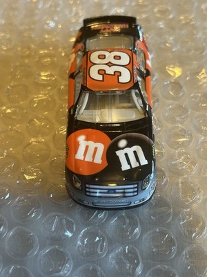 2006 NASCAR MA/Action #38 David Gilliland Halloween M&M's 1:64
