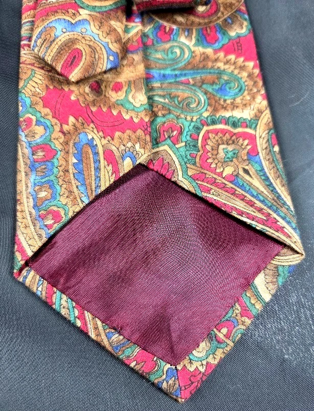 Corbata Tango Para Hombre Granate Dorado Paisley Algodón De Colección Hecha en EE. UU. Clásica Foto 3 de 4