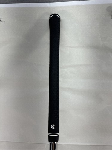 Cleveland CG16 7 Iron Laser Milled w/ Traction 85 R-Flex Steel Shaft 37.5” - RH - Picture 3 of 8