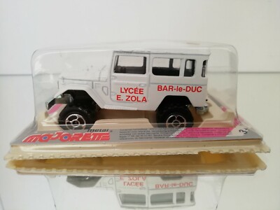 Majorette 4x4 Toyota Jeep Refuge De Cathy in weiß in Box