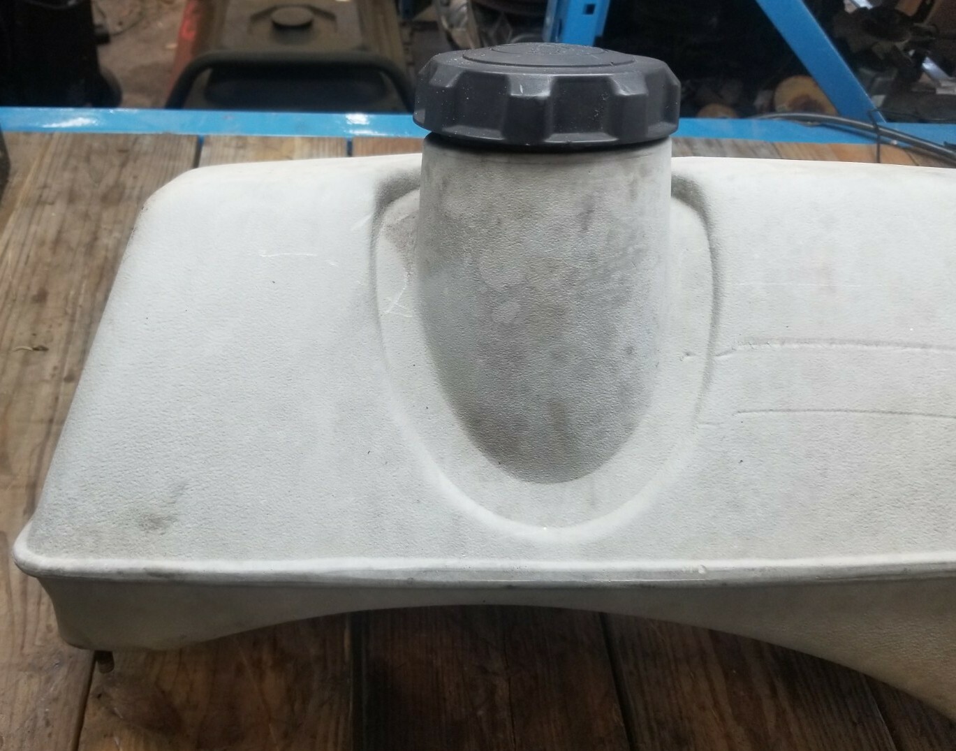 Exmark Lazer Z (LH) Fuel Tank 1031768, 1032122 & Cap Lazer Z