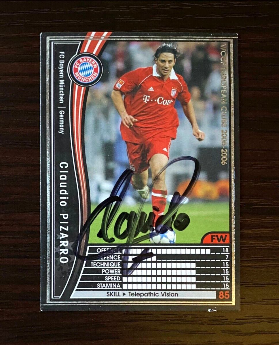 2005/2006 Claudio Pizarro Signed WCCF Card Bayern Munich Werder