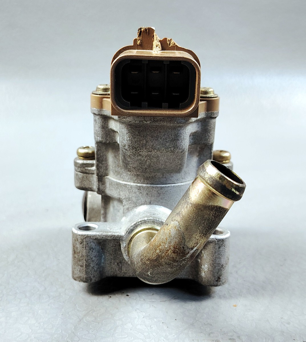 NISSAN GLORIA LEOPARD CIMA Y33 Idle Air Control Valve IACV