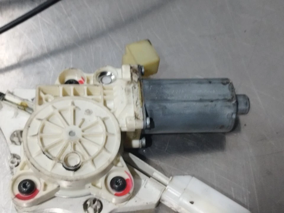 A2197300846 Elevalunas Trasero Derecho para MERCEDES-BENZ CLS (BM 219) 2 855327 - Imagen 3 de 4