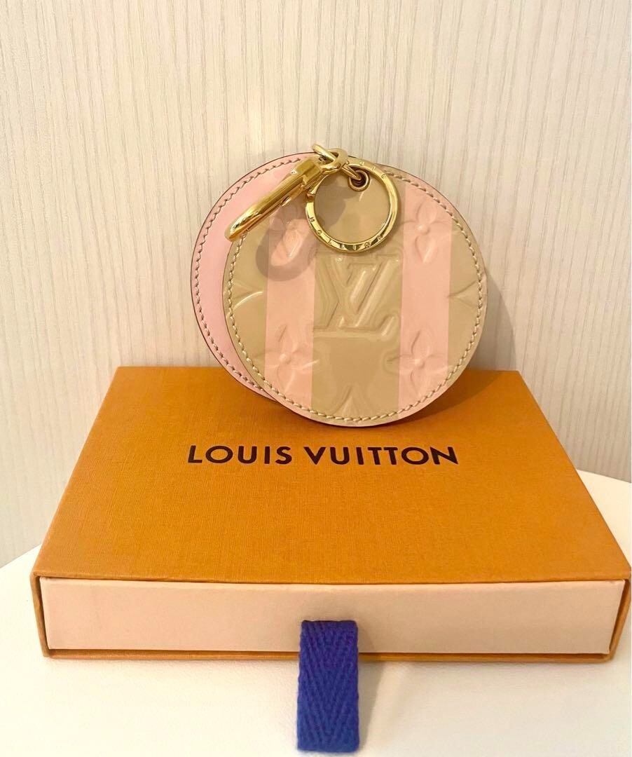 LOUIS VUITTON M67388 Monogram Vernis Sweet Stripe Mirror Bag LOUIS VUITTON M67388 Monogram Vernis Sweet Stripe Mirror Bag