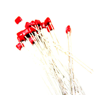 100 x E-Z 104M  Kondensator / Capacitor