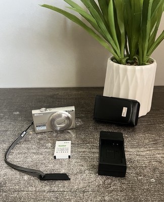 Nikon Coolpix S6100 16.0MP 7x Optical Zoom Touchscreen Digital Camera With Case