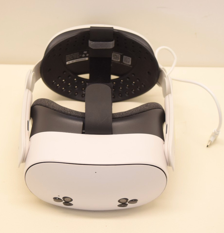 Meta Quest 3S 128GB Standalone All-in-One VR Headset P97 - HEADSET ONLY!