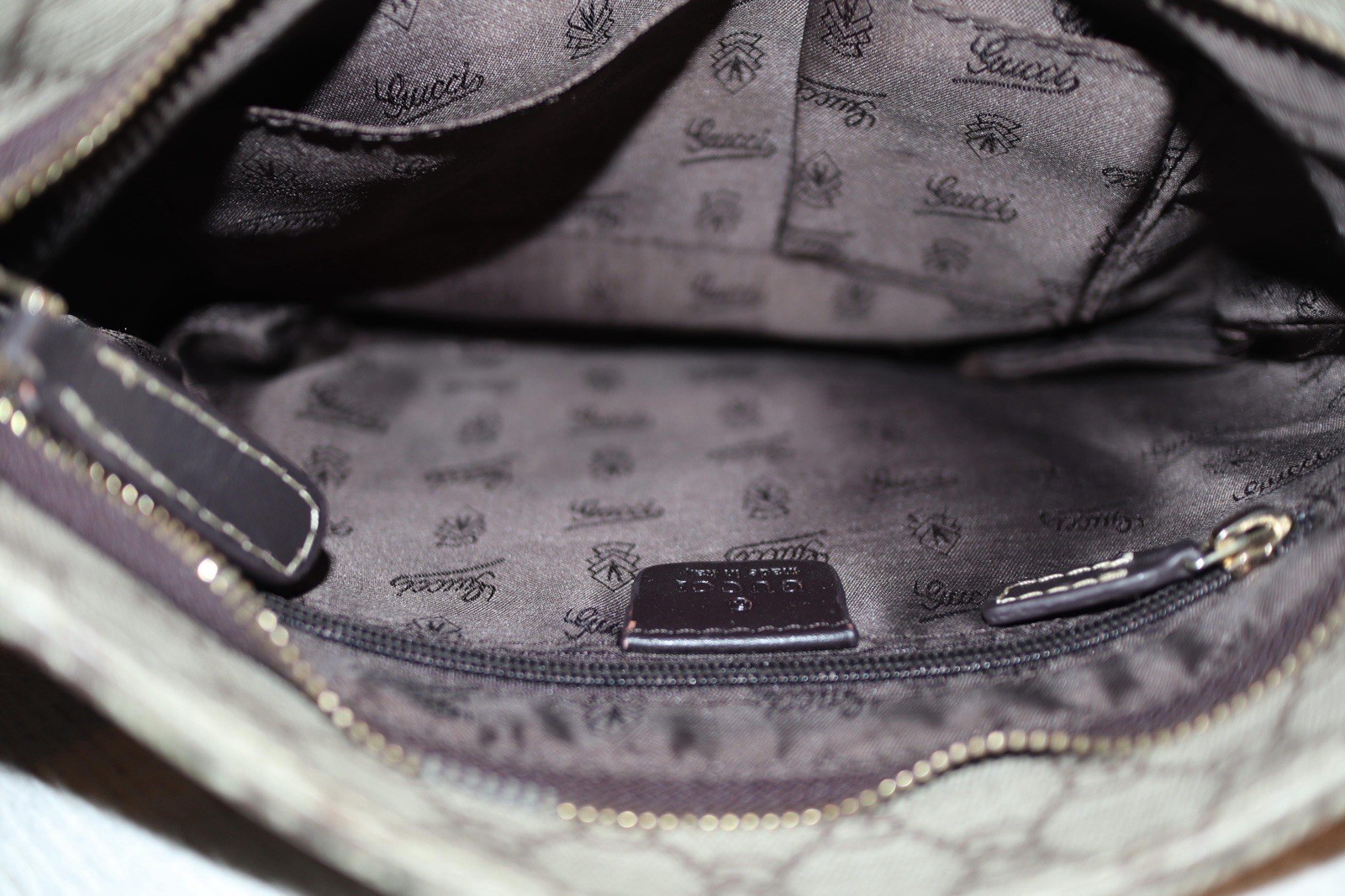 Gucci Monogram GG Supreme Flat Messenger Shoulder Crossbody Bag Chocolate thumbnail 15