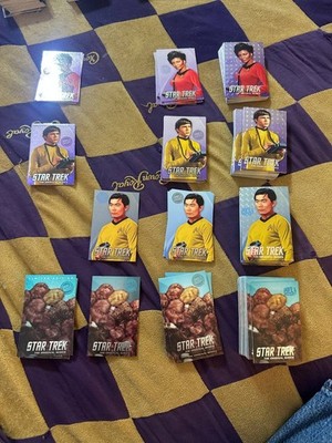 DAVE AND BUSTER'S Star Trek Cards Tribbles (Standard, LE) Singles
