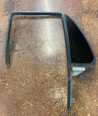 2000 GMC S15 Jimmy Rear Vent Glass Window Assembly Drivers SidePrivacy ...