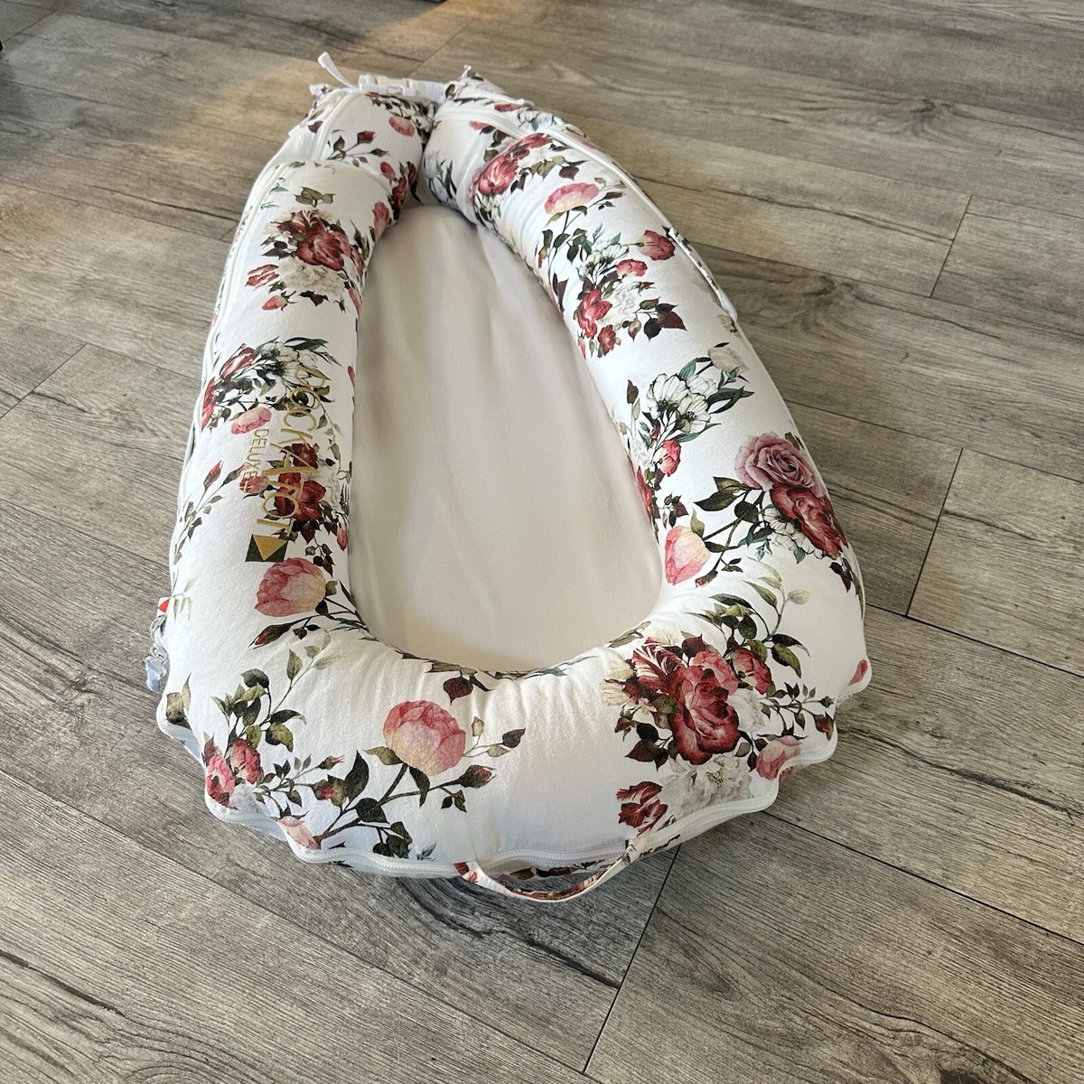 DOCK A TOT DELUXE Deluxe La Vie en Rose Floral Roses Dockatot 0-8  