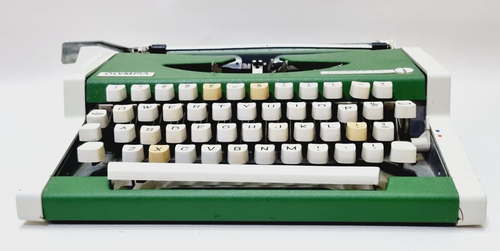 Rare Olympia Green & White Traveller Deluxe Portable Typewriter - NOT WORKING - Picture 2 of 23