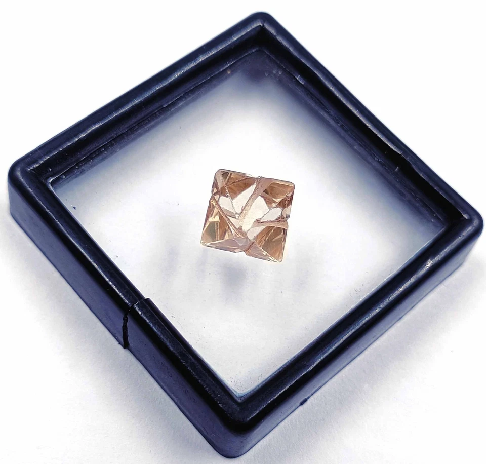 F-Color VVS1 Clarity Huge Diamond CVD Loose 49 Ct Certified Diamond Colorless - Image 4 of 4