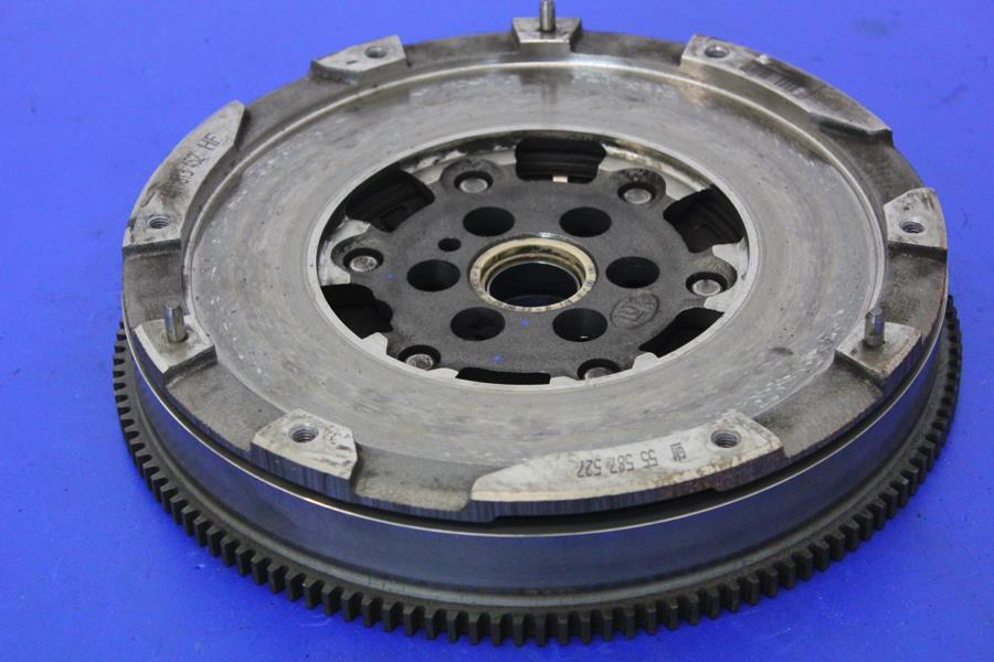 Opel ASTRA J Zweimassenschwungrad 55587527 1.4l online kaufen | eBay 