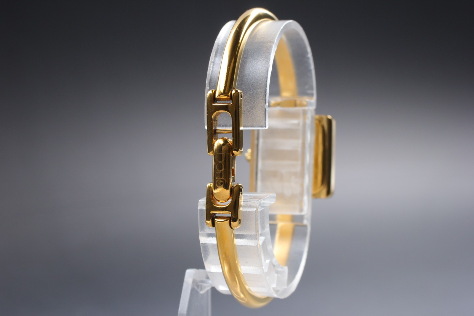 [Near MINT] GUCCI 1900L 19mm Gold White Dial Square Qz Women's Watch From JAPAN thumbnail 6