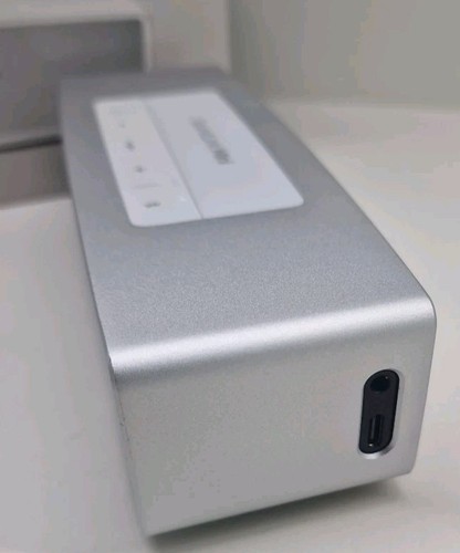 Bose Soundlink Mini II bluetooth speaker Special Edition - near Mint Condition - Picture 5 of 10