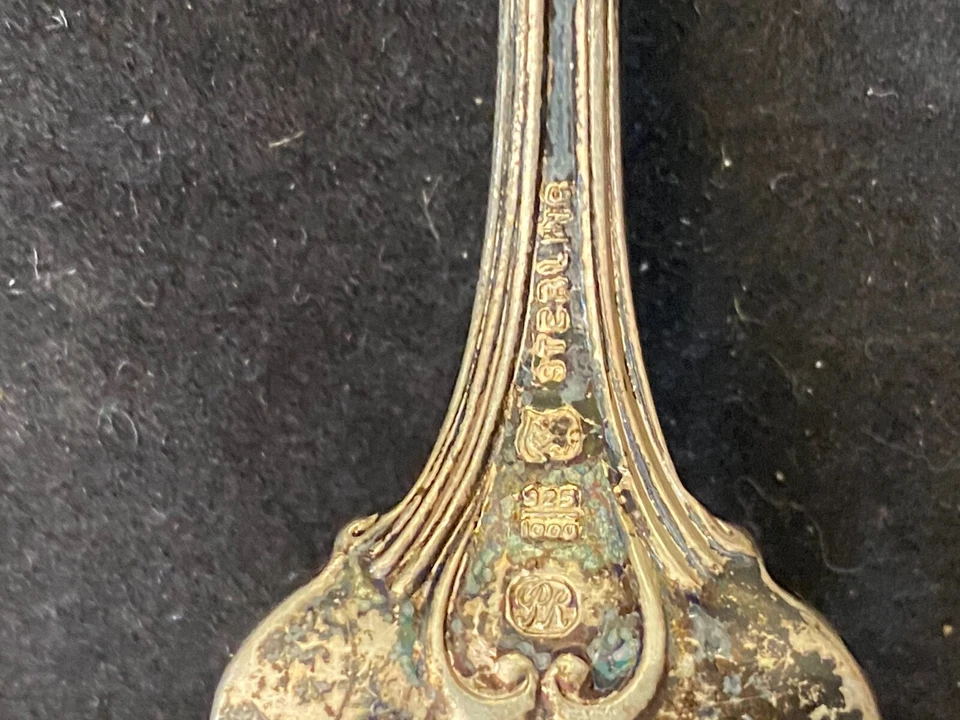 1 PAUL REVERE - TENEDOR DE ENSALADA RANURADO DE PLATA ESTERLINA O TENEDORES DE PASTELERÍA cada uno Foto 2 de 2