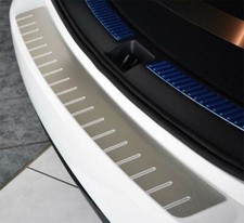Ladekantenschutz für TOYOTA AVENSIS 3 T27 KOMBI gebürstet mit Sicken AluNox®