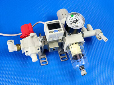 SMC AW20-F02G-B Pressure regulating valve + ISE30A-0.1-E SMC Druckschalter