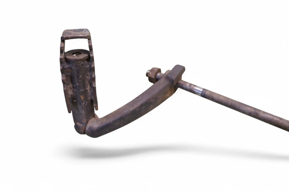 BSA B44VS 1967 Victor Special B44 441 440 B 44 único *2042A estriberas delanteras Foto 3 de 4