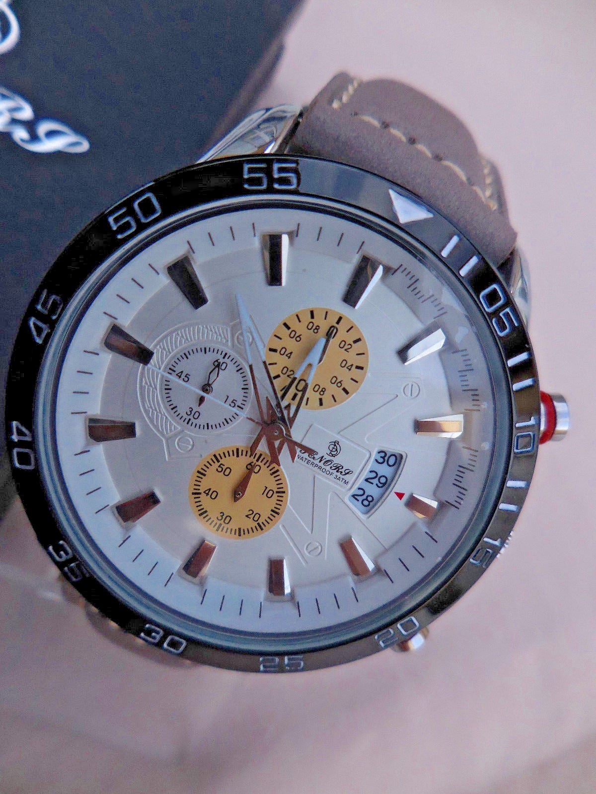 Montre Senors Chrono Homme multi-fonctions étanche avec date