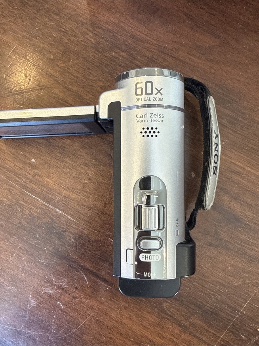 SONY HANDYCAM DCR-SX63 (海外仕様） Sony Handycam DCR-SX63 16GB Memory 60x Optical Zoom Digital