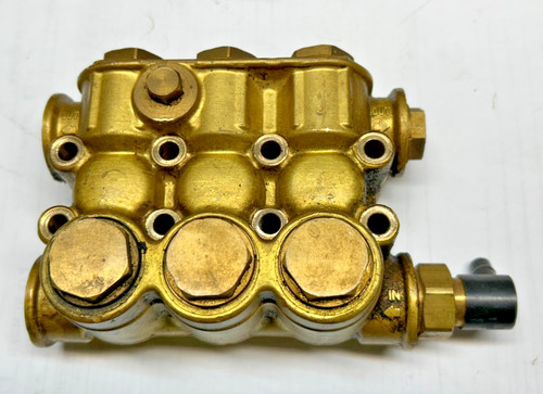 USED - 1EA. AR XMV  PUMP HEAD COMPLETE W/ VALVES &  SEALS - USED # 1789200