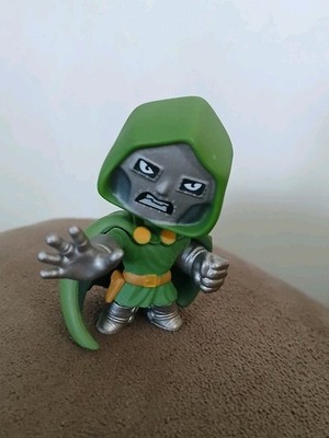 FUNKO - FIGURE - MARVEL - MYSTERY MINI - DOCTOR DOOM - BOBBLE HEAD Series 1 FF