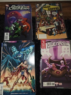 MARVEL & DC   28 Bulk Assorted Comics   Marvel   DC   Comic Books
