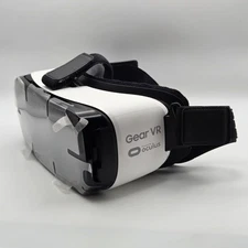 Samsung Gear VR Powered by Oculus Virtual Reality Headset SM-R322 NO BOX
