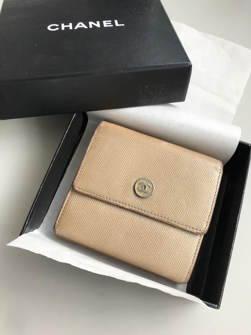 CHANEL Bi fold Wallet for Men and Women DG428419