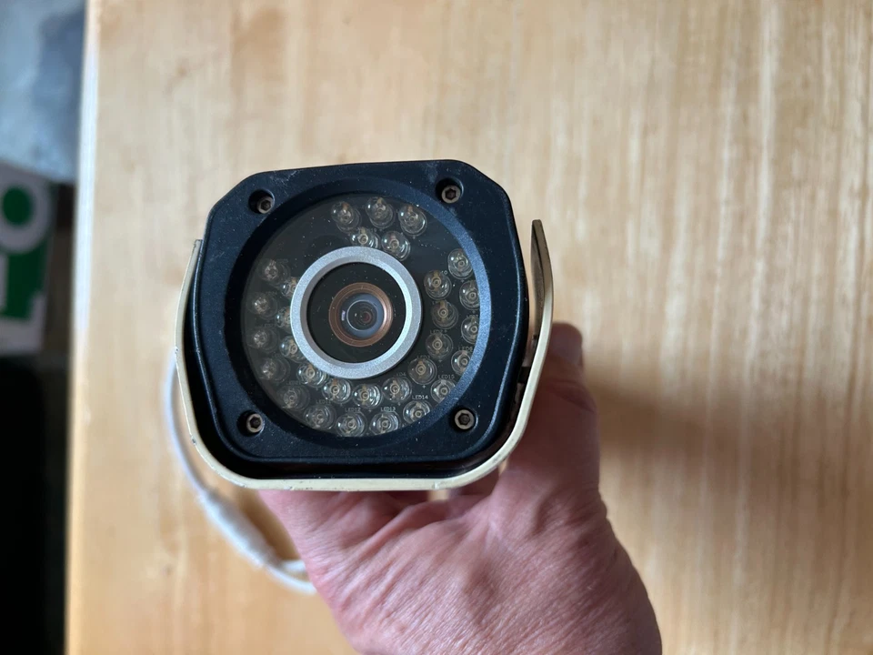 QSEE Camera Model number QCN8023B IP, IP Camera - Image 3 of 3