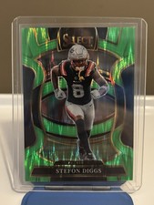 Stefon Diggs Select #79 Concourse - Green Refractor 169/699