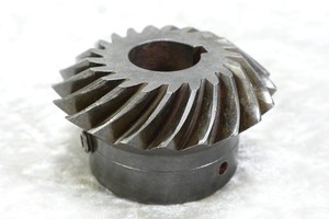 Boston Gear 105Y Spiral Miter Gear 21 Teeth 1" Bore