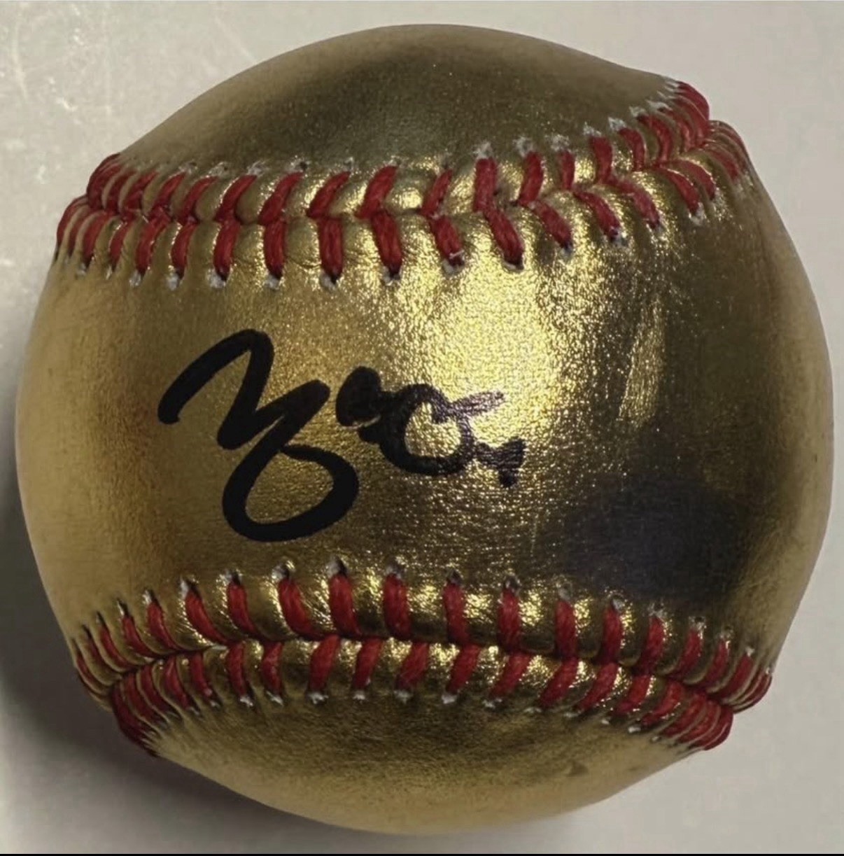Yadier Molina Autographed Signed St. Louis Cardinals Cardinals Gold Leather MLB Baseball Beckett Witnessed 