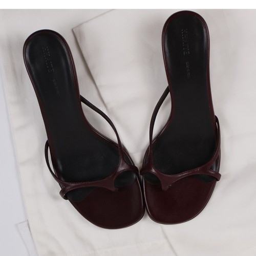 Khaite Mila Sandal Bordeaux Leather 38 NEW MSRP 780 Sold Out Style