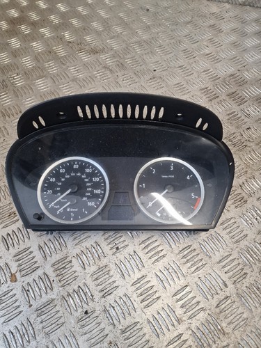 BMW E60 E61 2003-2006 5ER 520d 525d AUTO ARMATURENBRETT UHREN KOMBIINSTRUMENT...
