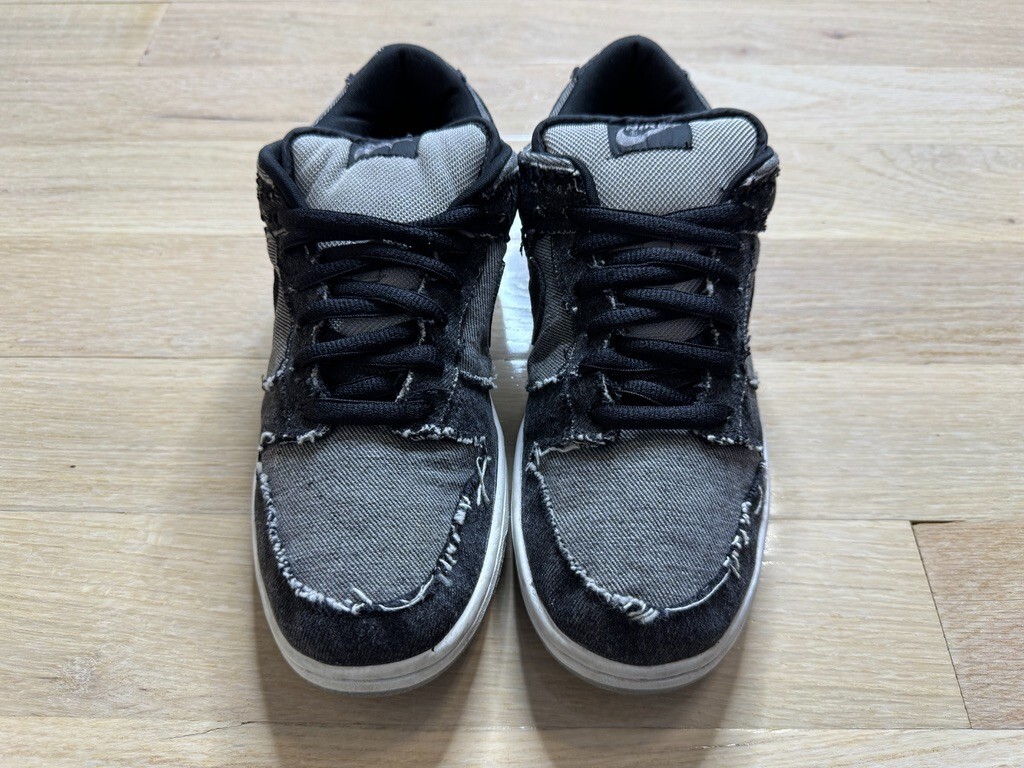 2004 Nike Dunk Low SB Medicom 2 Black Denim 304292-005 Used 2004 Nike Dunk Low SB Medicom 2 Black Denim 304292-005 Used