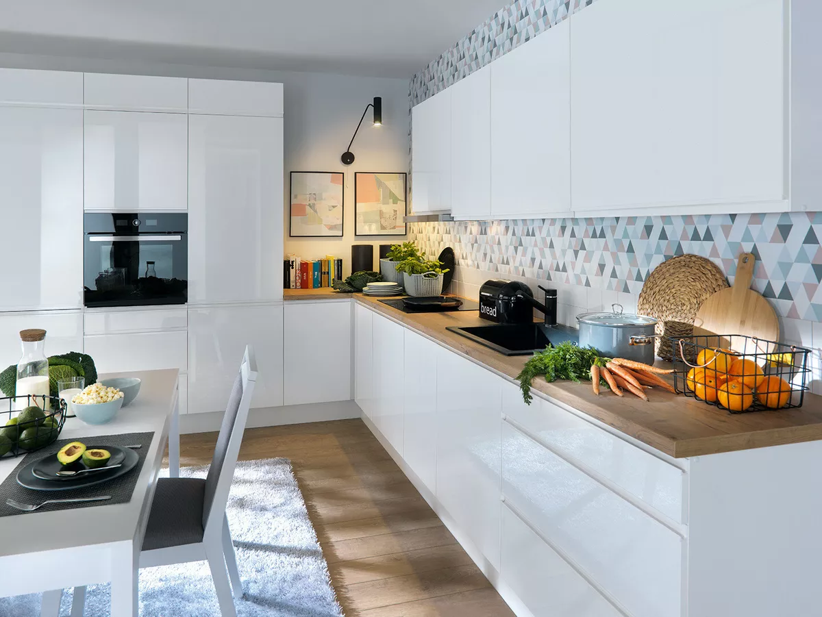 White high on sale gloss kitchen units