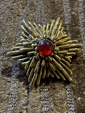 Vintage Gold And Red Starburst Or Snowflake Brooch Pin