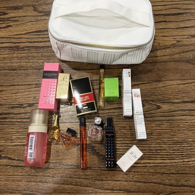 Ulta Beauty ''Forever Fragrance Finds'' 14Piece Mini Perfume Sampler Set Kit 2025