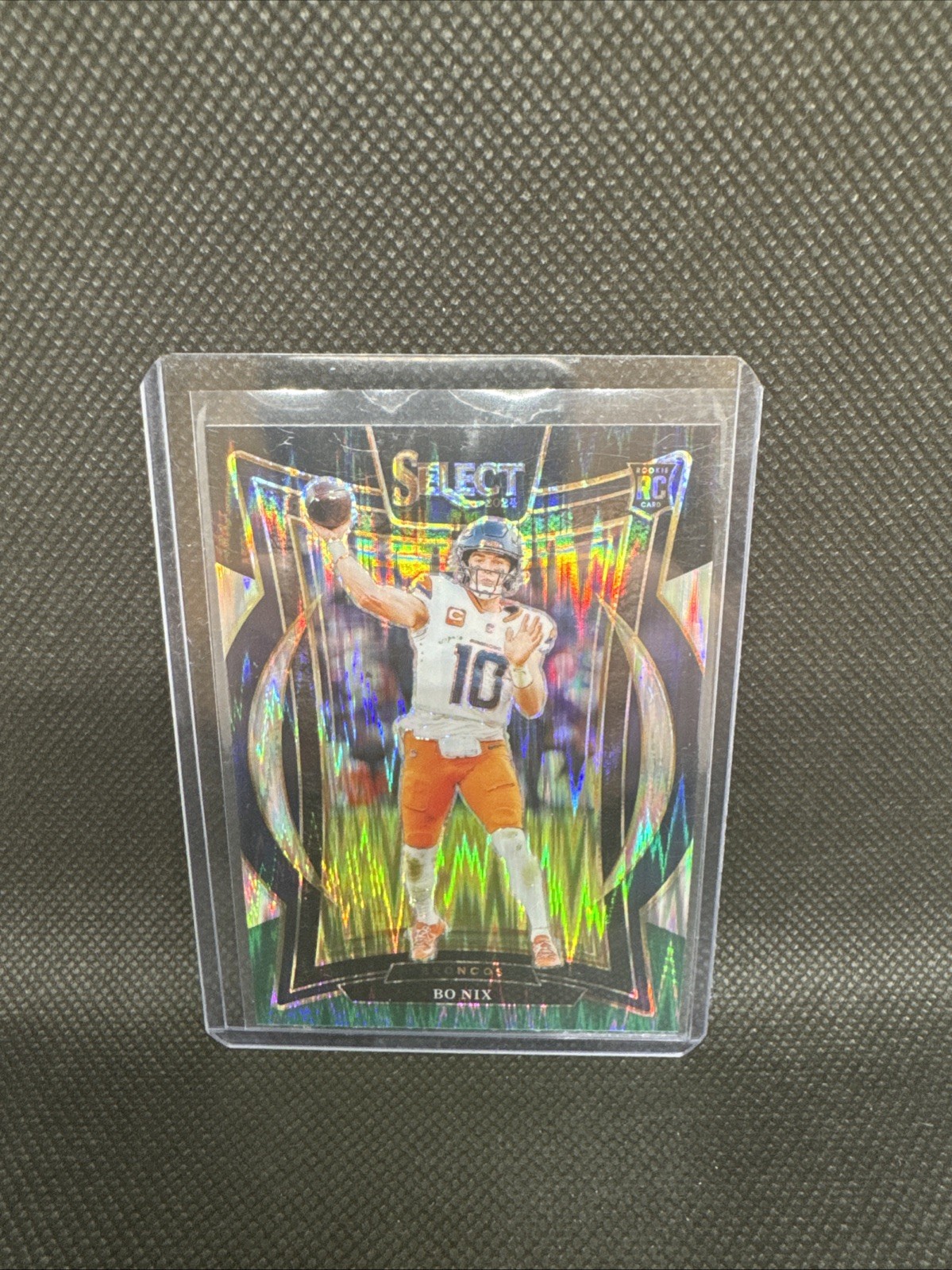 2024 Panini Select - Concourse Bo Nix #30 Black & Green Shock Prizm (RC)