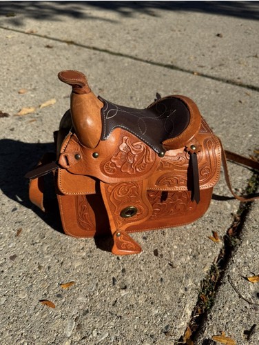 Brown Leather Western Saddle purse.