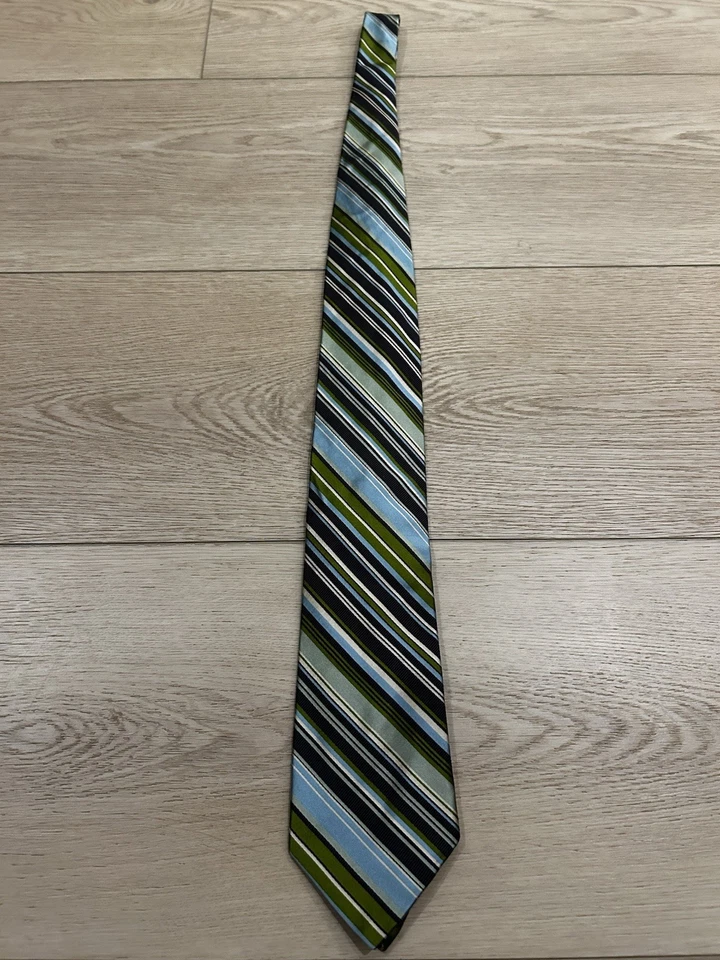 Gravata masculina TED BAKER London 100% seda EUA designer de luxo listrada verde/multi excelente estado usado - Imagem 3 de 4