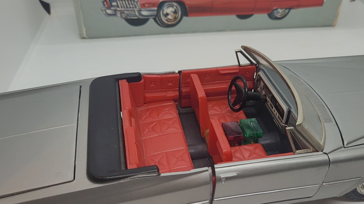 NICE SCHUCO #5505 BATTERY OPERATED SILVER CADILLAC De VILLE