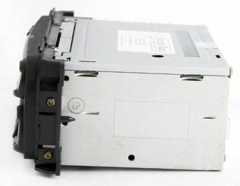 CD player Jeep Liberty 2004 versão deslizante rádio AM FM com auxiliar P05091506AE - RBK - Imagem 4 de 4