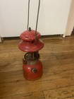 VINTAGE RED Coleman Single Mantle 200a  Lantern With BRAND NEW GLOBE IN BOX — photo 5