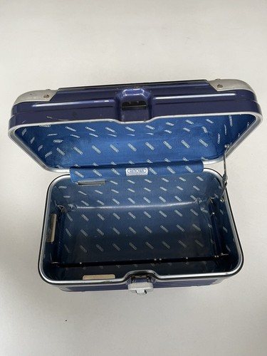 RIMOWA Limbo Beauty Case in blau (500923) - Bild 8 von 9